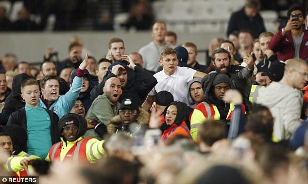  切尔西芒特租借传闻引发球迷抗议  