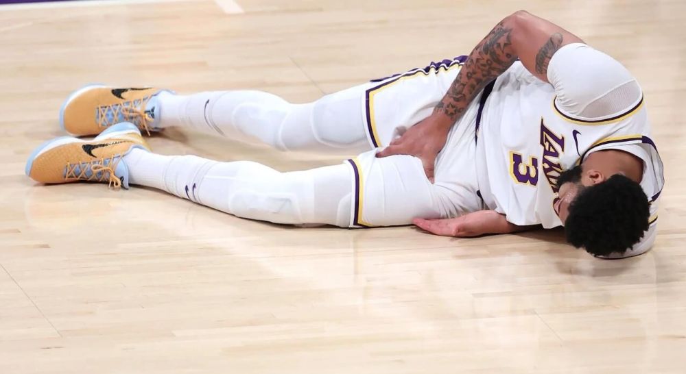  戈贝尔防守筑起禁飞区森林狼零封湖人内线